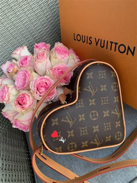 louis vuitton heartbreaker bag|heart shaped louis vuitton purse.